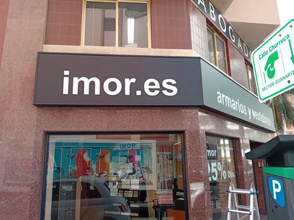 Detalle de anclaje de soporte